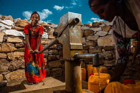 Reinventing charity: Lessons from charity: water’s innovative .